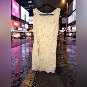 Preng D Dang Yellow Floral Tie-Waist Dress size 6